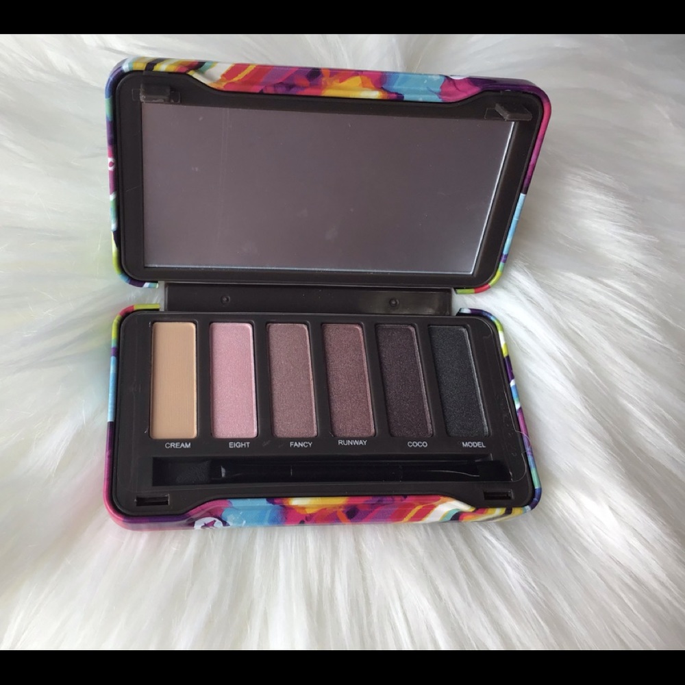 Eye palette una sombra de ojos compacta